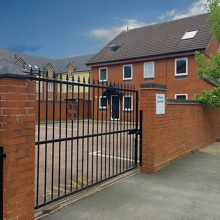 Phoenix House Apartments Walsall Bagian luar foto